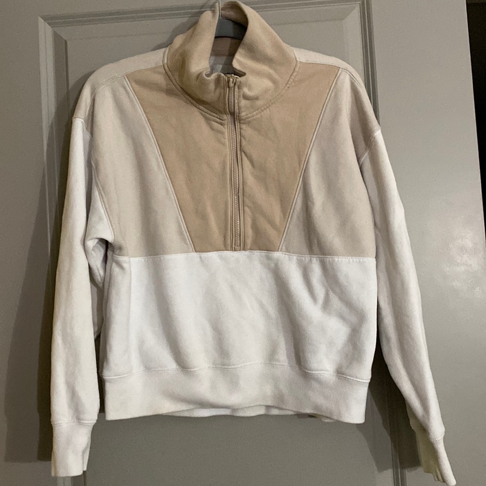 Abercrombie and Fitch, soft collection, size M